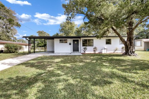 Casa en venta en Jacksonville, Florida, 3 dormitorios, 124.67 m2 № 818138 - foto 1