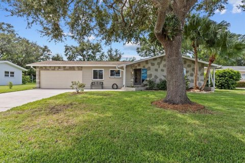Casa en venta en Dunedin, Florida, 3 dormitorios, 139.73 m2 № 1900006 - foto 1