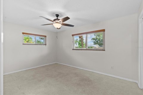 Casa en venta en Dunedin, Florida, 3 dormitorios, 139.73 m2 № 1900006 - foto 28