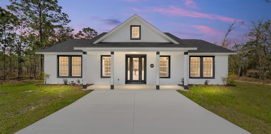 House in Williston, Florida 3 bedrooms, 152.36 sq.m. № 1590198