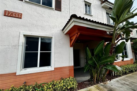 Condominio en venta en Miami Gardens, Florida, 3 dormitorios, 131.92 m2 № 1951829 - foto 5