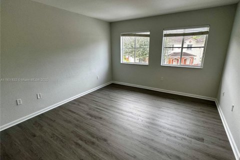 Condominio en venta en Miami Gardens, Florida, 3 dormitorios, 131.92 m2 № 1951829 - foto 16