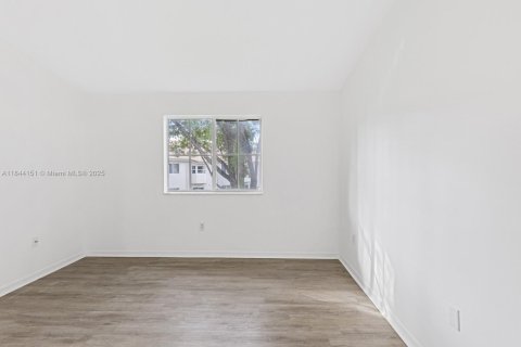 Condominio en venta en Homestead, Florida, 2 dormitorios, 75.72 m2 № 1839568 - foto 4