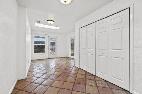 House in Gainesville, Florida 4 bedrooms, 147.53 sq.m. № 1870290 - photo 24