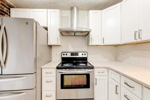 Villa ou maison à vendre à Clearwater, Floride: 3 chambres, 129.32 m2 № 2408100 - photo 15