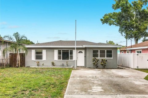 Villa ou maison à Clearwater, Floride 3 chambres, 129.32 m2 № 2408100