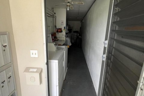 Condominio en venta en West Palm Beach, Florida, 2 dormitorios, 75.62 m2 № 1210222 - foto 1