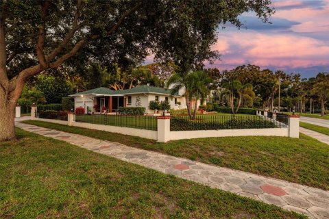 Villa ou maison à vendre à Saint Petersburg, Floride: 3 chambres, 175.21 m2 № 1832193 - photo 9