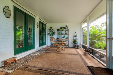 Villa ou maison à vendre à Saint Petersburg, Floride: 3 chambres, 175.21 m2 № 1832193 - photo 15