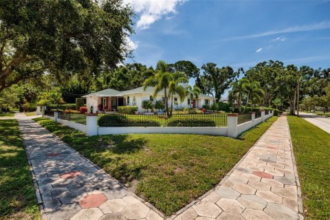 Villa ou maison à vendre à Saint Petersburg, Floride: 3 chambres, 175.21 m2 № 1832193 - photo 2