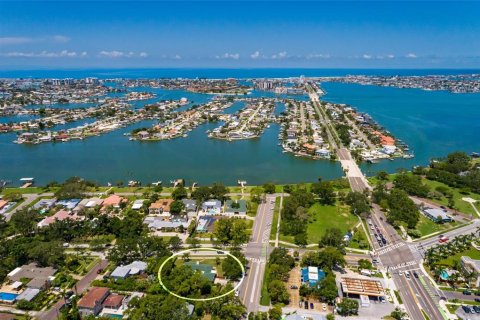 Villa ou maison à vendre à Saint Petersburg, Floride: 3 chambres, 175.21 m2 № 1832193 - photo 6