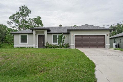 Villa ou maison à North Port, Floride 3 chambres, 129.23 m2 № 2408775