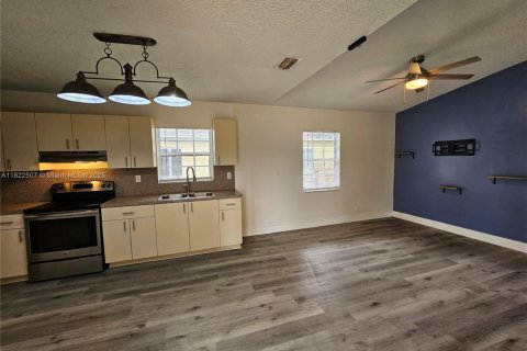 Villa ou maison à vendre à Fort Lauderdale, Floride: 3 chambres, 84.17 m2 № 1938485 - photo 7