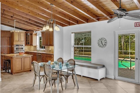 Villa ou maison à vendre à Hollywood, Floride: 3 chambres, 170.01 m2 № 1987291 - photo 10