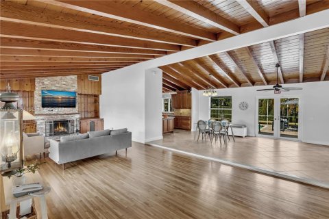 Villa ou maison à vendre à Hollywood, Floride: 3 chambres, 170.01 m2 № 1987291 - photo 5