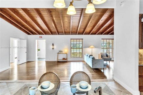 Villa ou maison à vendre à Hollywood, Floride: 3 chambres, 170.01 m2 № 1987291 - photo 21