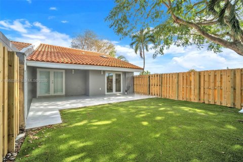 Touwnhouse à louer à Miami, Floride: 2 chambres, 110.18 m2 № 2007354 - photo 11