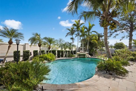 Villa ou maison à vendre à Sarasota, Floride: 3 chambres, 293.85 m2 № 2139522 - photo 3