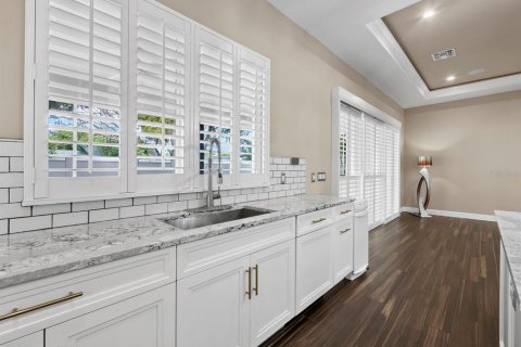 Villa ou maison à vendre à Sarasota, Floride: 3 chambres, 293.85 m2 № 2139522 - photo 24