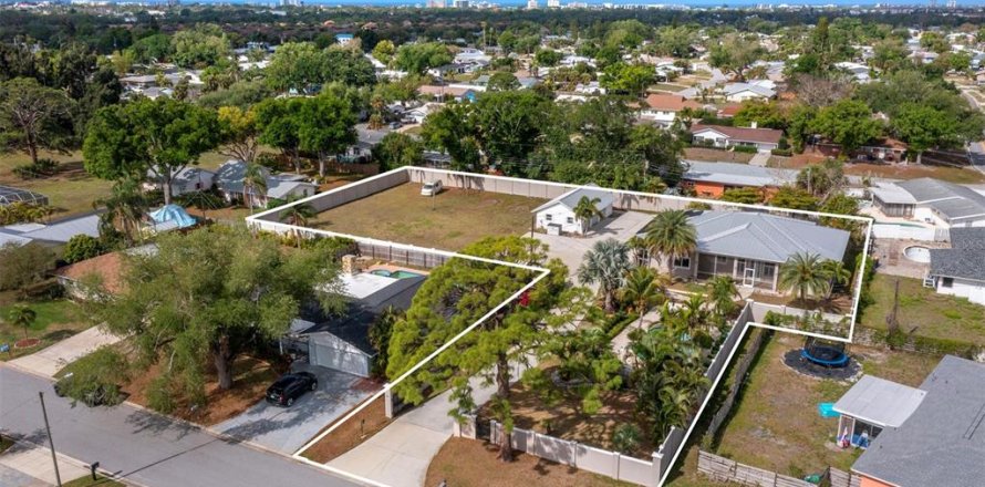 Villa ou maison à Sarasota, Floride 3 chambres, 293.85 m2 № 2139522