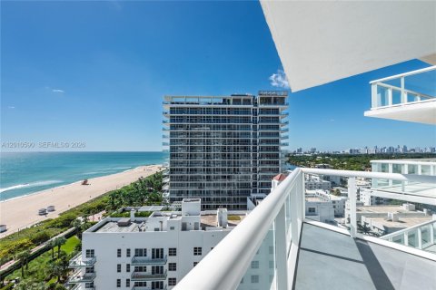 Condo in Miami Beach, Florida, 3 bedrooms  № 2076638 - photo 4