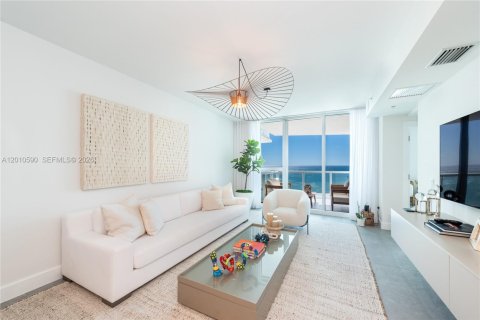 Condo in Miami Beach, Florida, 3 bedrooms  № 2076638