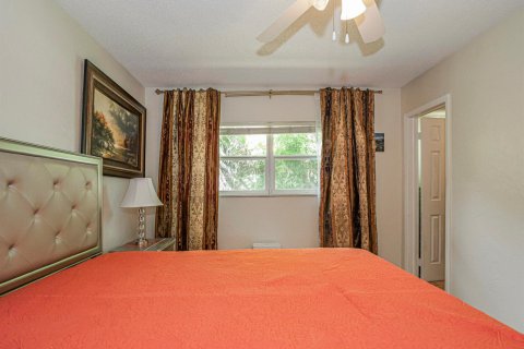 Condo in Vero Beach, Florida, 2 bedrooms  № 2188466 - photo 16