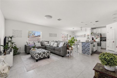 Villa ou maison à vendre à Groveland, Floride: 4 chambres, 173.82 m2 № 2388377 - photo 6