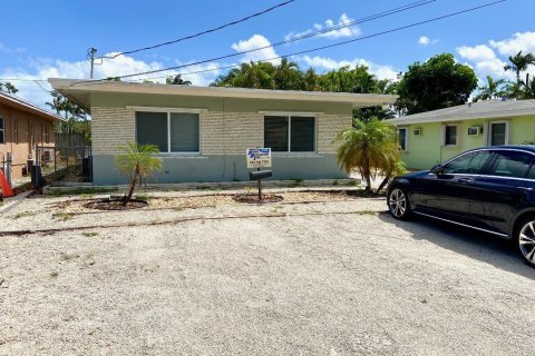 Villa ou maison à louer à Oakland Park, Floride: 1 chambre, 53.14 m2 № 1180163 - photo 1