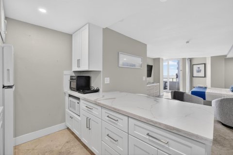 Condominio en venta en Fort Lauderdale, Florida, 3 habitaciones, 41.81 m2 № 2078415 - foto 22