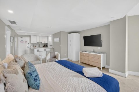 Condominio en venta en Fort Lauderdale, Florida, 3 habitaciones, 41.81 m2 № 2078415 - foto 14