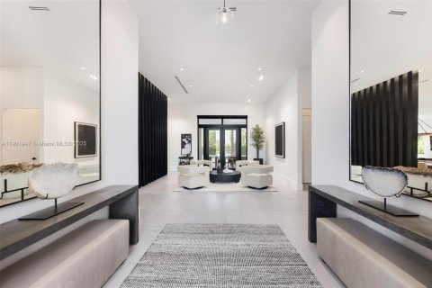 Купить виллу или дом в Дейви, Флорида 5 спален, 351.26м2, № 2061544 - фото 7