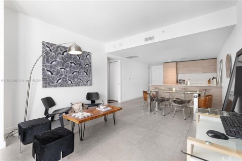 Copropriété à vendre à Miami, Floride: 2 chambres, 89.37 m2 № 1878729 - photo 9