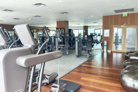 Copropriété à vendre à Miami, Floride: 2 chambres, 89.37 m2 № 1878729 - photo 21