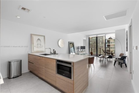 Copropriété à vendre à Miami, Floride: 2 chambres, 89.37 m2 № 1878729 - photo 3