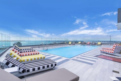 Copropriété à vendre à Miami, Floride: 2 chambres, 89.37 m2 № 1878729 - photo 1