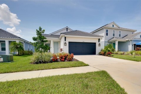 House in Sarasota, Florida 3 bedrooms, 172.98 sq.m. № 1824282 - photo 4