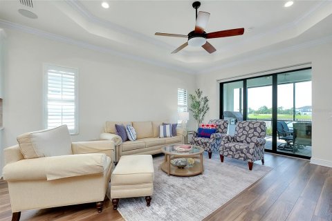 House in Sarasota, Florida 3 bedrooms, 172.98 sq.m. № 1824282 - photo 11