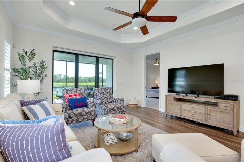 House in Sarasota, Florida 3 bedrooms, 172.98 sq.m. № 1824282 - photo 12
