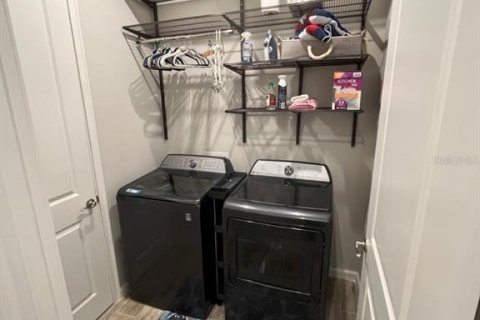 Casa en alquiler en Venice, Florida, 2 dormitorios, 139.54 m2 № 1724882 - foto 19