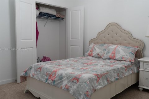 Townhouse in Homestead, Florida 3 bedrooms, 151.24 sq.m. № 1832420 - photo 22