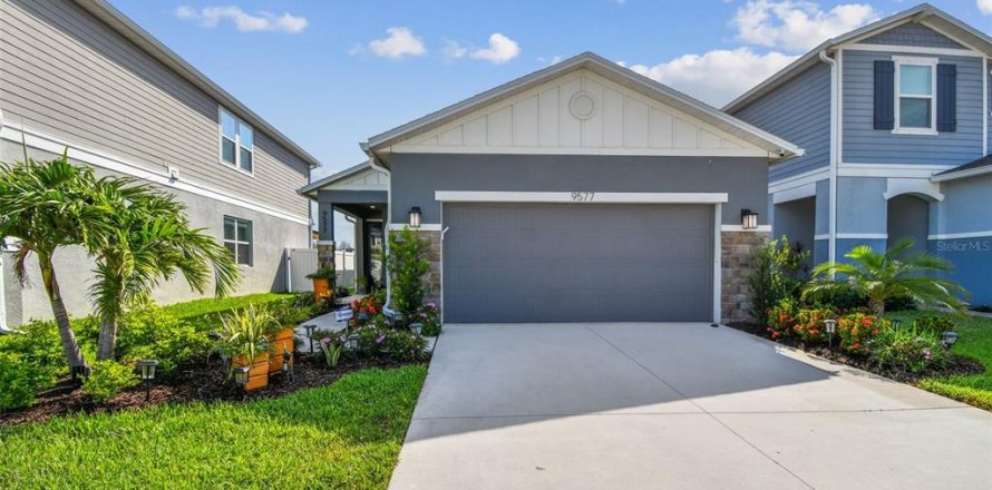 House in Parrish, Florida 3 bedrooms, 151.9 sq.m. № 1759940