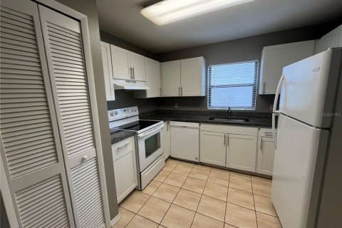 House in Oviedo, Florida 3 bedrooms, 114.46 sq.m. № 1895059 - photo 28