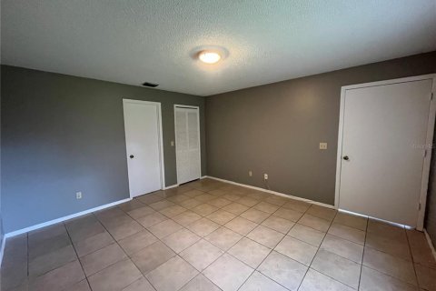 House in Oviedo, Florida 3 bedrooms, 114.46 sq.m. № 1895059 - photo 13