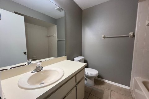 House in Oviedo, Florida 3 bedrooms, 114.46 sq.m. № 1895059 - photo 20