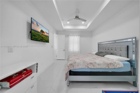 Купить виллу или дом в Лихай-Эйкерс, Флорида 3 спальни, 144.83м2, № 1996186 - фото 10