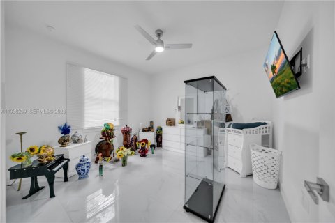 Купить виллу или дом в Лихай-Эйкерс, Флорида 3 спальни, 144.83м2, № 1996186 - фото 13