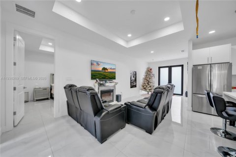 Купить виллу или дом в Лихай-Эйкерс, Флорида 3 спальни, 144.83м2, № 1996186 - фото 20