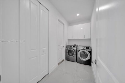 Купить виллу или дом в Лихай-Эйкерс, Флорида 3 спальни, 144.83м2, № 1996186 - фото 22