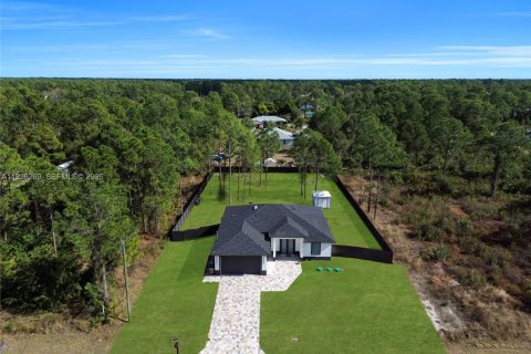 Купить виллу или дом в Лихай-Эйкерс, Флорида 3 спальни, 144.83м2, № 1996186 - фото 23